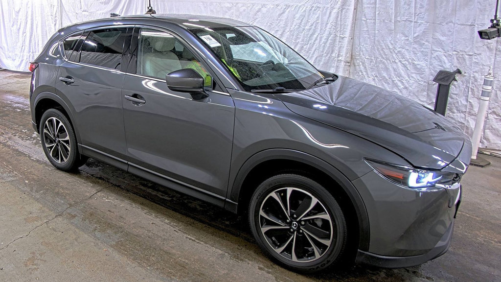 Used 2023 MAZDA CX-5 AWD 2.5 S w/ Premium Package image 4