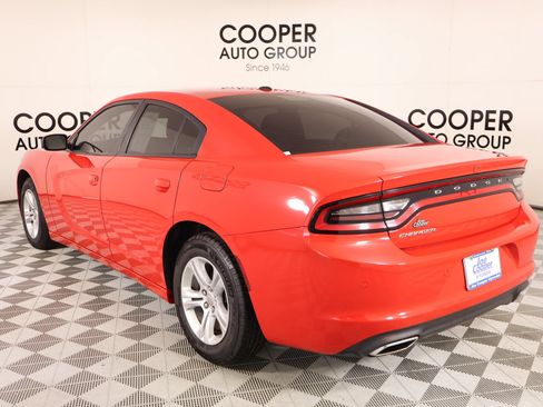 Used 2022 Dodge Charger SXT RWD image 21