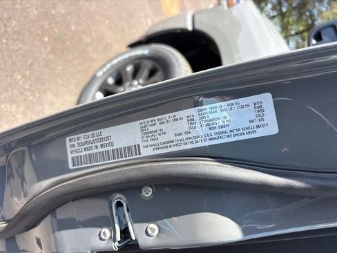 New 2026 RAM 2500 Tradesman AWD/4WD image 32