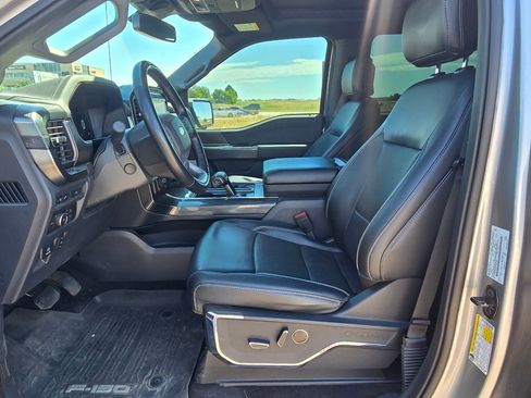 Used 2022 Ford F150 Lariat w/ Equipment Group 502A High AWD/4WD image 11