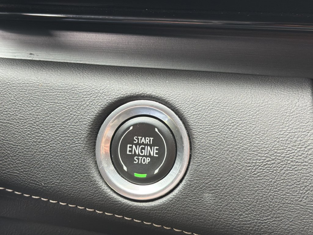 Certified 2022 Cadillac Escalade ESV Sport w/ Touring Package RWD image 32