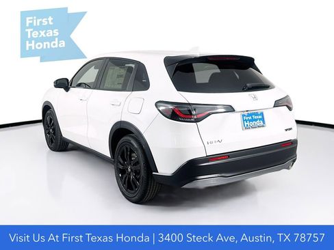 New 2026 Honda HR-V Sport image 6