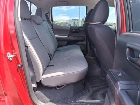 Used 2016 Toyota Tacoma SR w/ Towing Package AWD/4WD image 11