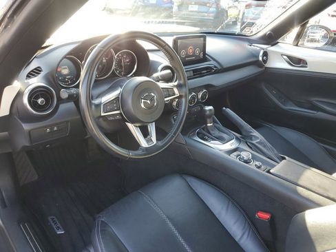 Used 2020 MAZDA MX-5 Miata RF Grand Touring image 11