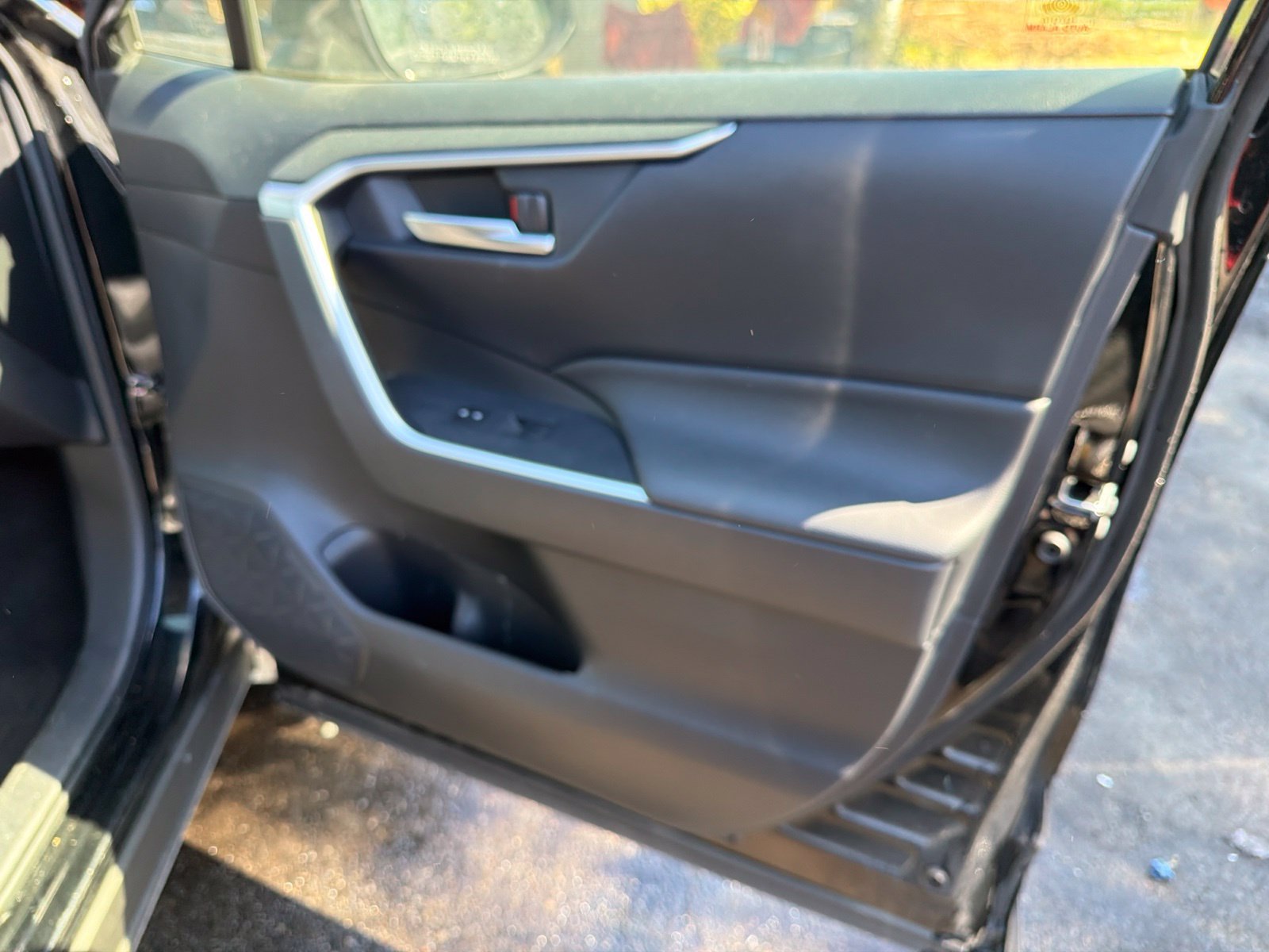 Used 2019 Toyota RAV4 XLE Premium w/ Cold Weather Package AWD/4WD image 20