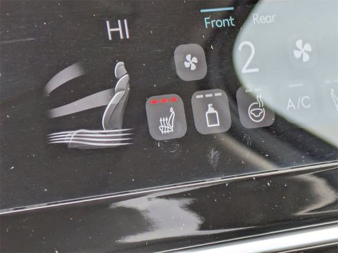 Used 2025 Genesis GV80 2.5T image 21