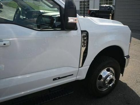 New 2026 Ford F350 Lariat AWD/4WD image 4