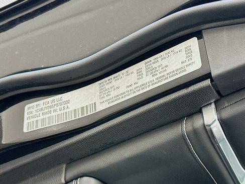 Used 2023 Jeep Grand Cherokee Overland w/ Luxury Tech Group IV image 12