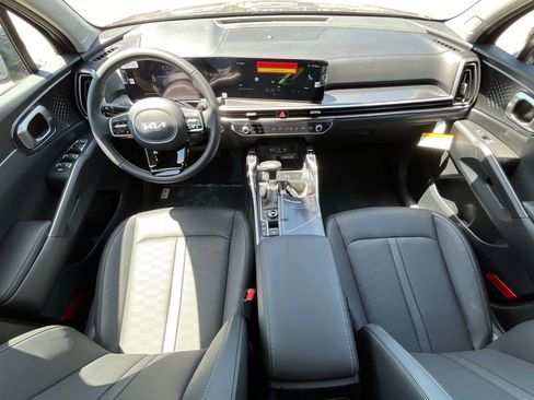 New 2025 Kia Sorento S w/ Panoramic Sunroof Package image 12