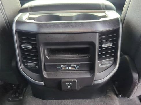 Used 2022 RAM 1500 Big Horn AWD/4WD image 22
