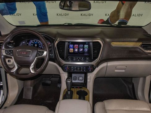 Used 2018 GMC Acadia Denali w/ LPO, Cargo Package FWD image 3