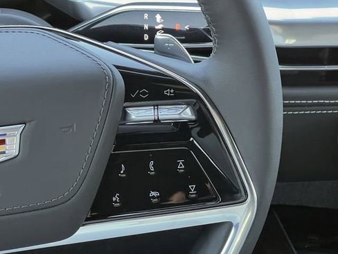 Certified 2026 Cadillac Escalade Platinum Sport w/ LPO, ONYX Package image 17