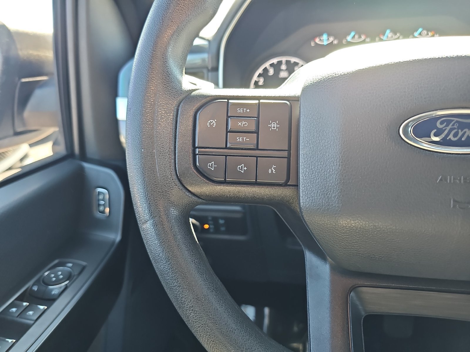 Used 2022 Ford F150 XL w/ STX Appearance Package RWD image 17
