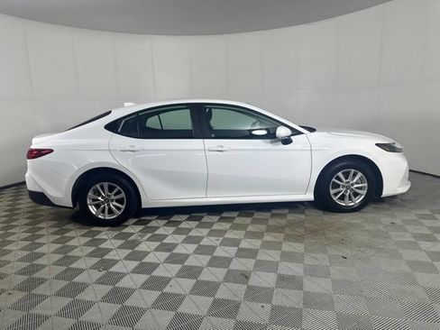 Used 2025 Toyota Camry LE w/ Convenience Package AWD/4WD image 8