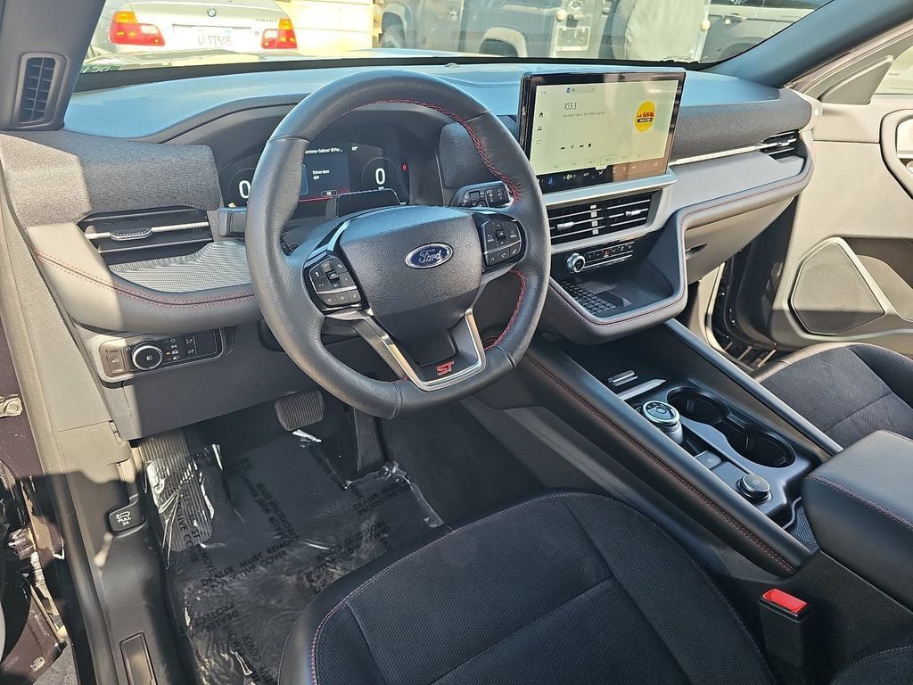 Used 2025 Ford Explorer ST w/ Sun And Sound Package AWD/4WD image 18