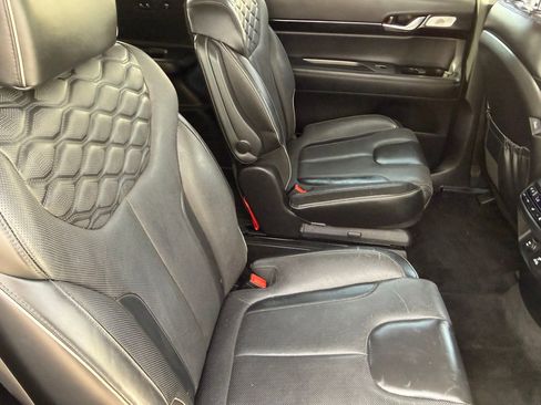 Used 2021 Hyundai Palisade Limited w/ Cargo Package FWD image 14