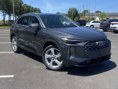 New 2025 Audi Q5 Premium Plus