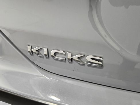 Used 2024 Nissan Kicks SV image 26