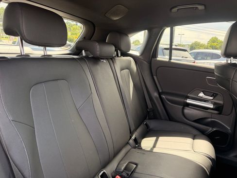 Used 2021 Mercedes-Benz GLA 250 4MATIC w/ Premium Package image 30