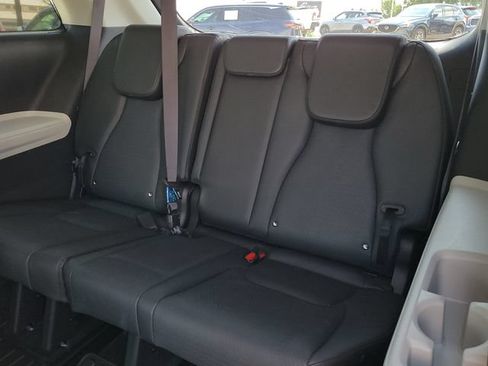 Used 2023 Kia Carnival SX Prestige FWD image 20