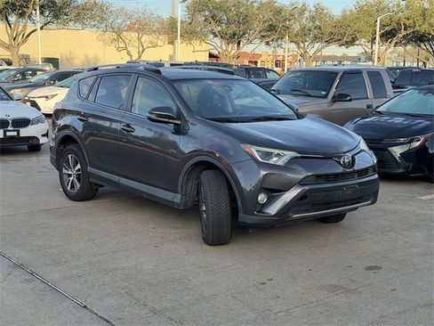 Used 2017 Toyota RAV4 XLE image 3