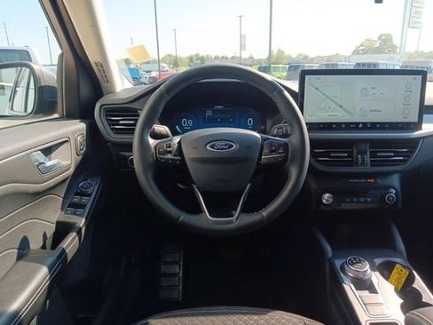 Used 2023 Ford Escape Active w/ Tech Pack #2 image 16