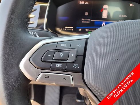 Used 2025 Volkswagen Jetta SE w/ Sunroof Package FWD image 18