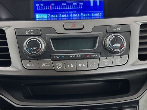 Used 2013 Honda Odyssey EX-L image 22