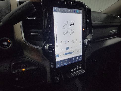 Used 2024 RAM 2500 Laramie image 15