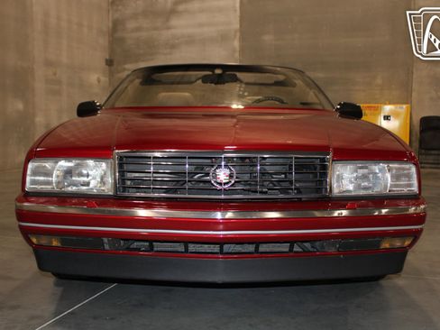 Used 1993 Cadillac Allante image 28