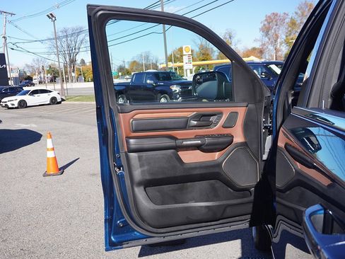Used 2023 RAM 1500 Limited image 27