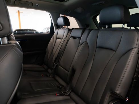 Used 2023 Audi Q7 3.0T Prestige w/ Prestige Package image 22