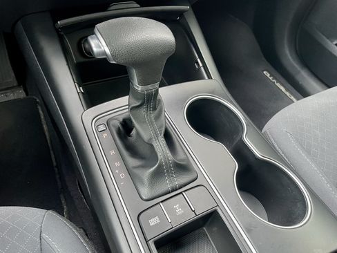 Used 2019 Kia Sorento AWD V6 image 19