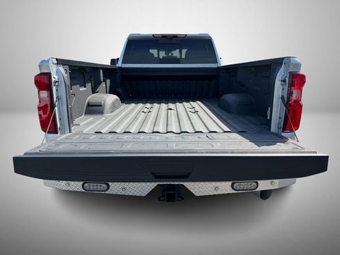 Used 2023 Chevrolet Silverado 3500 High Country AWD/4WD image 10