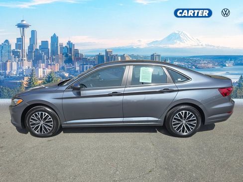 Used 2020 Volkswagen Jetta SE w/ SE Cold Weather Package FWD image 6
