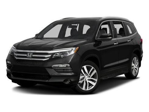 Used 2016 Honda Pilot Touring image 1