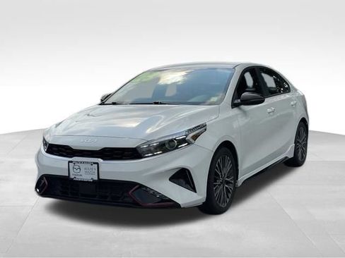 Used 2023 Kia Forte GT-Line FWD image 2