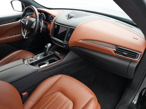 Used 2022 Maserati Levante Modena AWD/4WD image 26