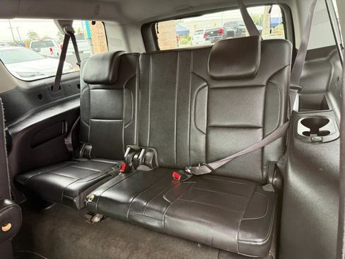 Used 2016 Chevrolet Suburban LTZ RWD image 46