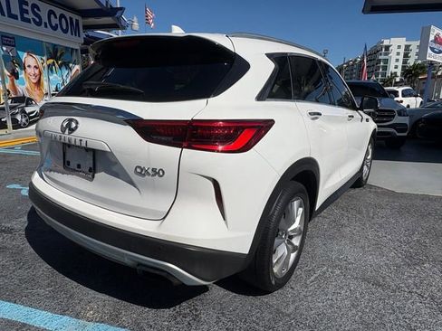 Used 2019 INFINITI QX50 Essential w/ Premium Heat Package image 8