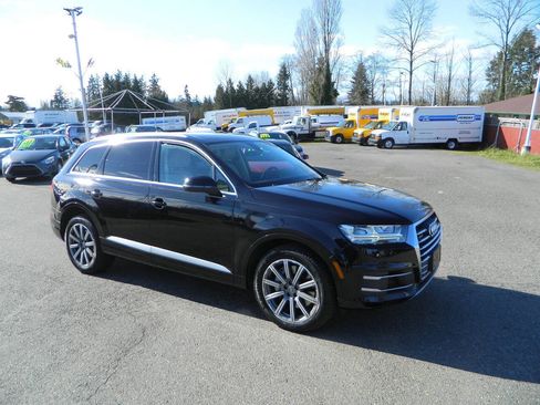 Used 2018 Audi Q7 3.0T Prestige image 2