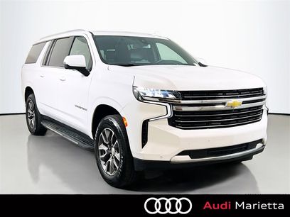 Used 2022 Chevrolet Suburban LT w/ LT Signature Plus Package
