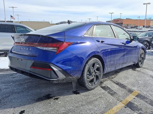 New 2026 Hyundai Elantra SEL Sport Premium FWD image 4