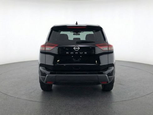 Used 2025 Nissan Rogue SV FWD image 7