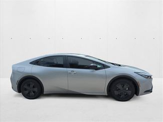 New 2026 Toyota Prius Plug-In Hybrid video 4