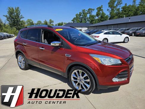 Used 2014 Ford Escape SE w/ SE Chrome Package FWD image 1