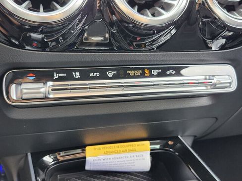 New 2026 Mercedes-Benz GLA 35 AMG 4MATIC image 31