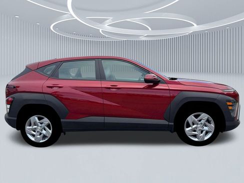 New 2026 Hyundai Kona SE image 9