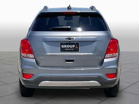 Used 2020 Chevrolet Trax LT w/ Driver Confidence Package FWD image 5