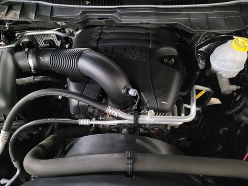 Used 2018 RAM 1500 Big Horn AWD/4WD image 30